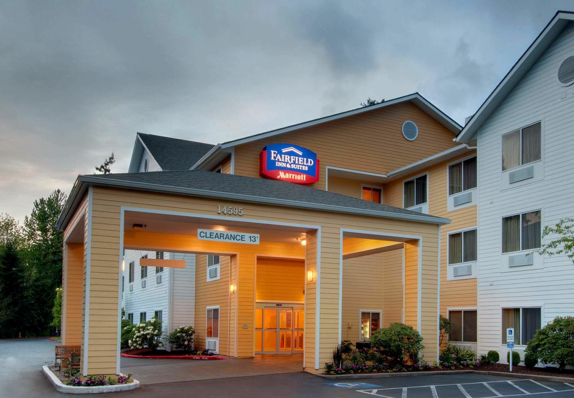 Fairfield Inn&Suites Seattle Bellevue/Redmond Exterior foto